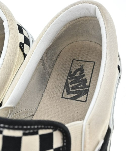 VANS รองเท้าผ้าใบ