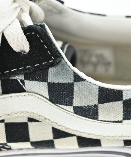 VANS รองเท้าผ้าใบ