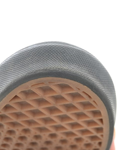 VANS รองเท้าผ้าใบ