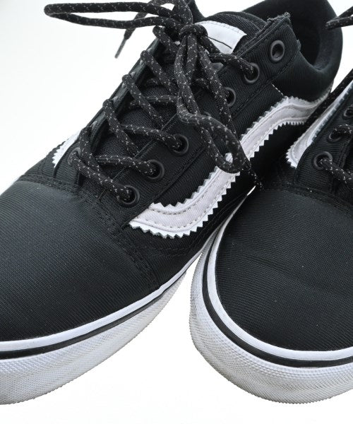 VANS รองเท้าผ้าใบ