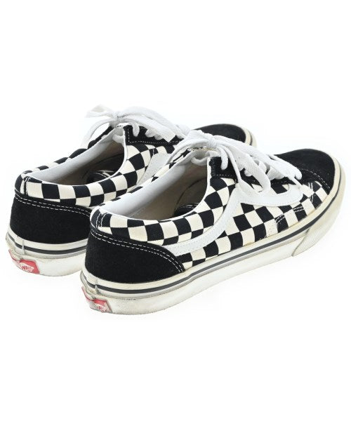 VANS รองเท้าผ้าใบ