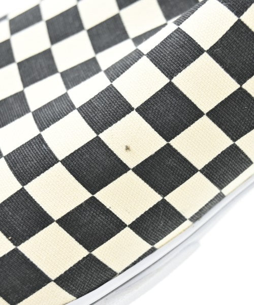 VANS รองเท้าผ้าใบ