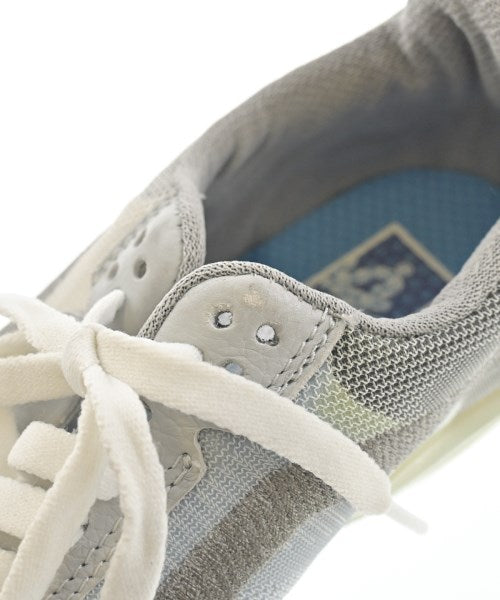 VANS รองเท้าผ้าใบ