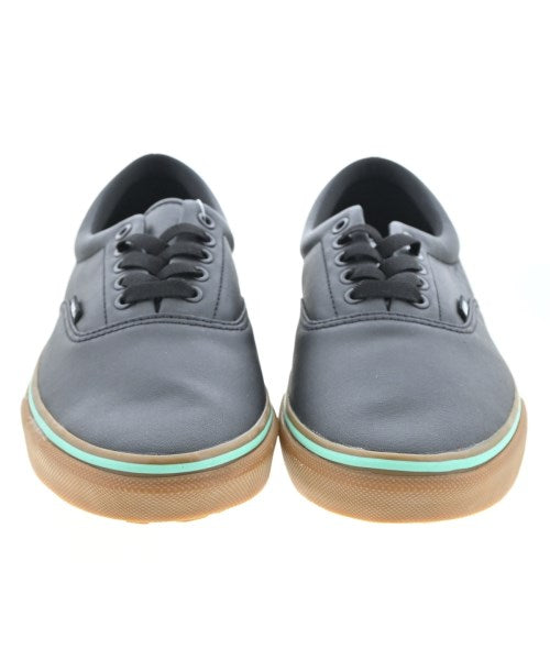 VANS รองเท้าผ้าใบ