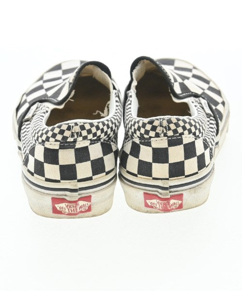 VANS รองเท้าผ้าใบ