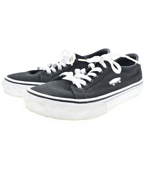 VANS รองเท้าผ้าใบ