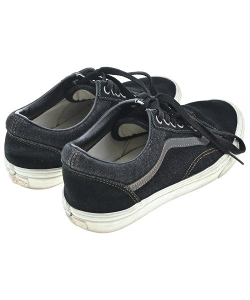 VANS รองเท้าผ้าใบ