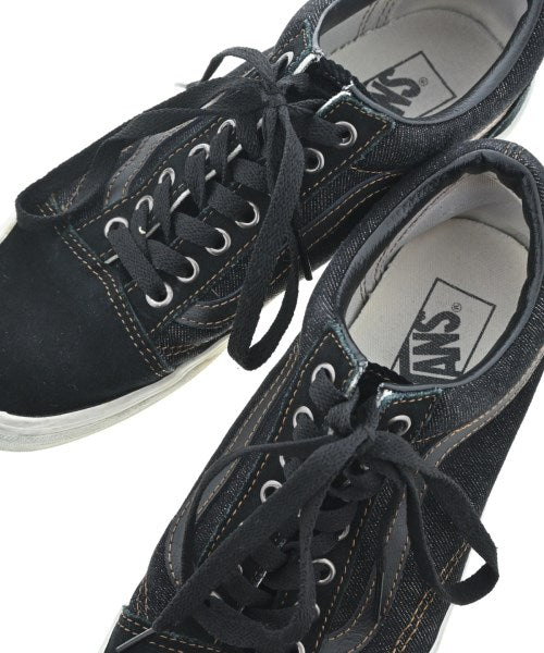 VANS รองเท้าผ้าใบ