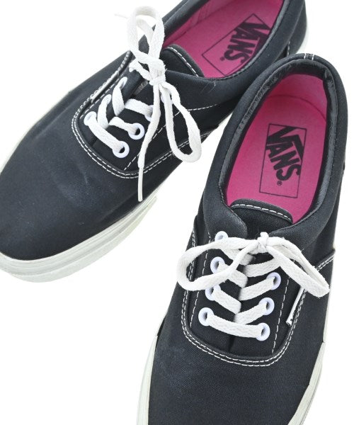 VANS รองเท้าผ้าใบ
