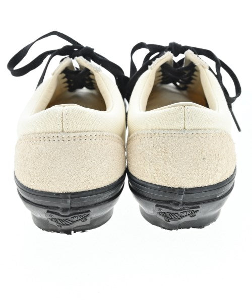 VANS รองเท้าผ้าใบ