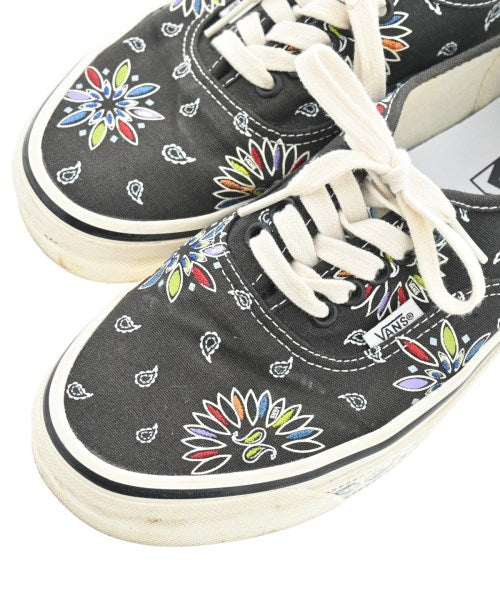 VANS รองเท้าผ้าใบ