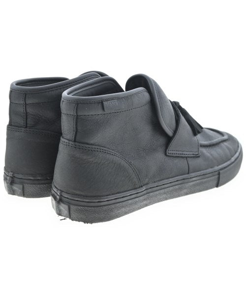 VANS รองเท้าผ้าใบ