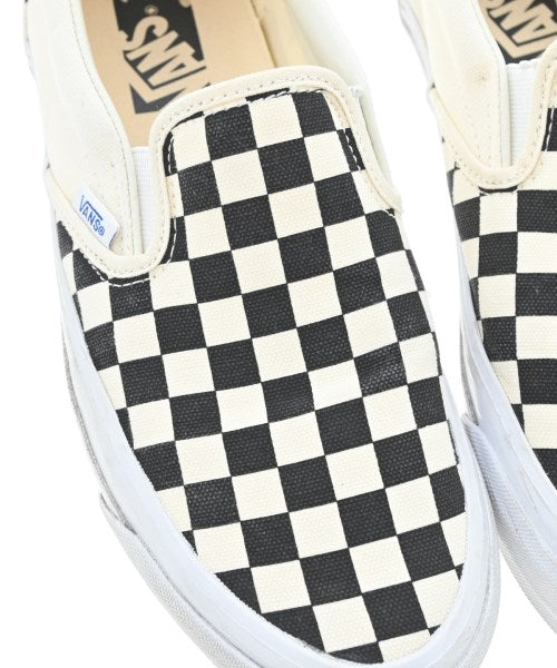 VANS รองเท้าผ้าใบ