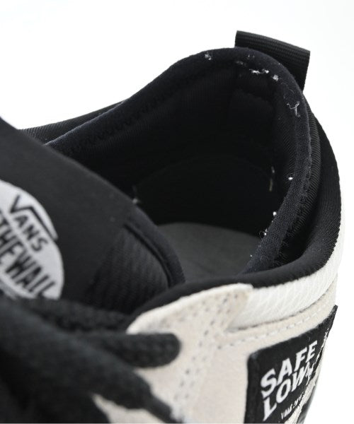 VANS รองเท้าผ้าใบ