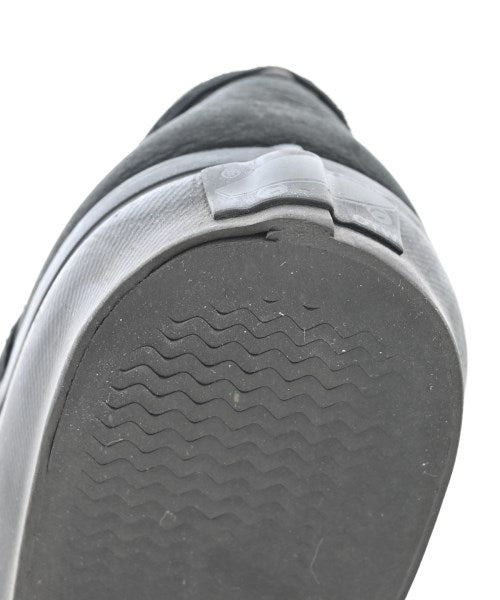 VANS รองเท้าผ้าใบ