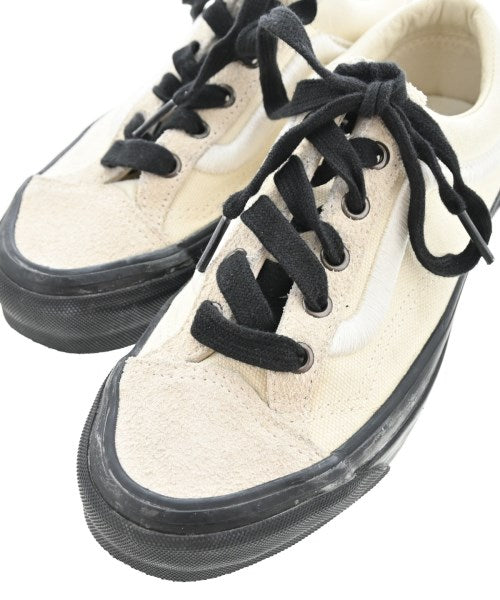 VANS รองเท้าผ้าใบ