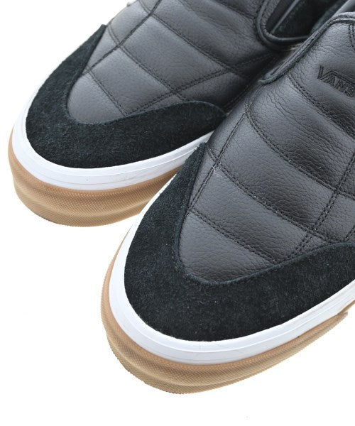 VANS รองเท้าผ้าใบ