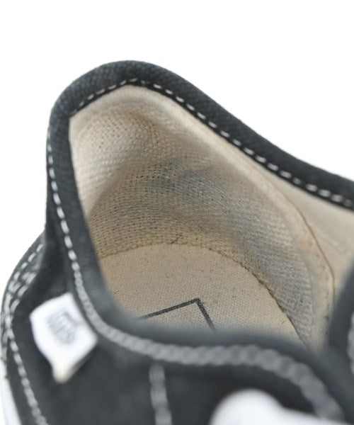 VANS รองเท้าผ้าใบ