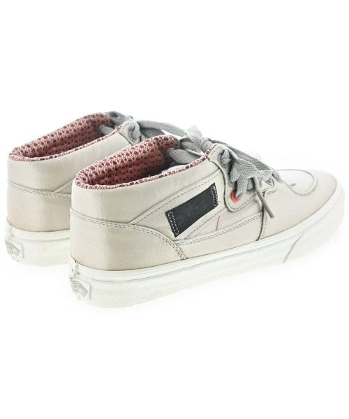 VANS รองเท้าผ้าใบ