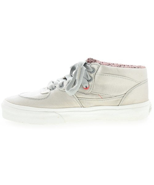 VANS รองเท้าผ้าใบ