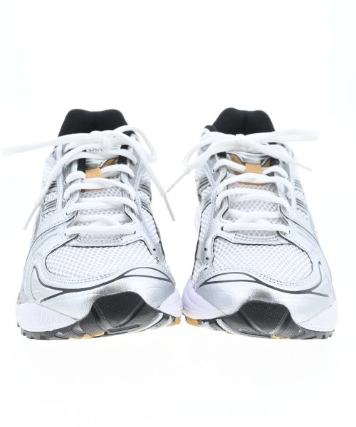 asics รองเท้าผ้าใบ