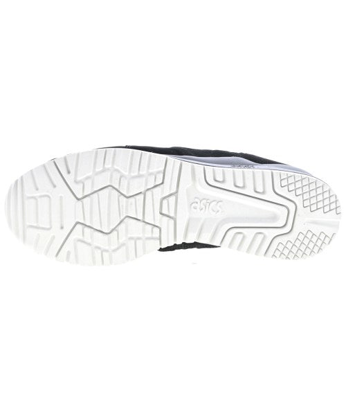 asics รองเท้าผ้าใบ