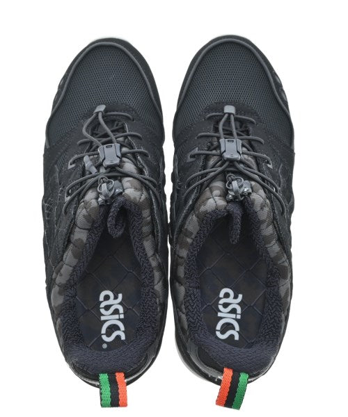 asics รองเท้าผ้าใบ