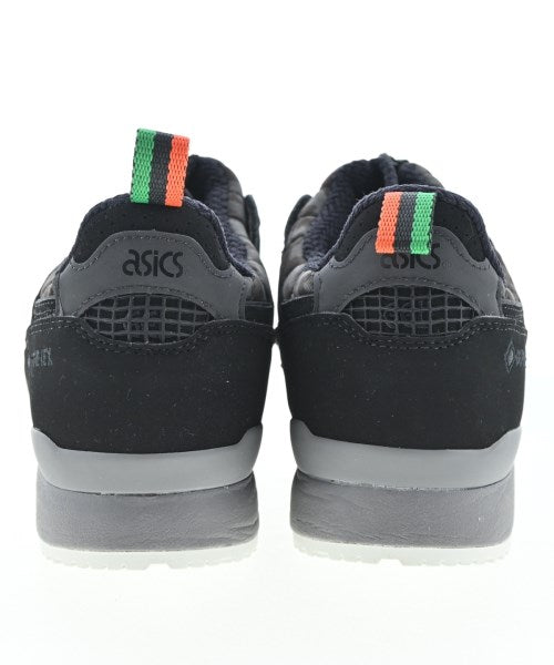 asics รองเท้าผ้าใบ