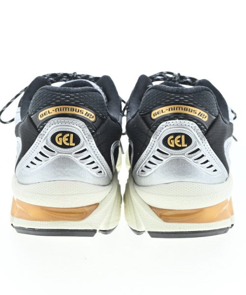 asics รองเท้าผ้าใบ