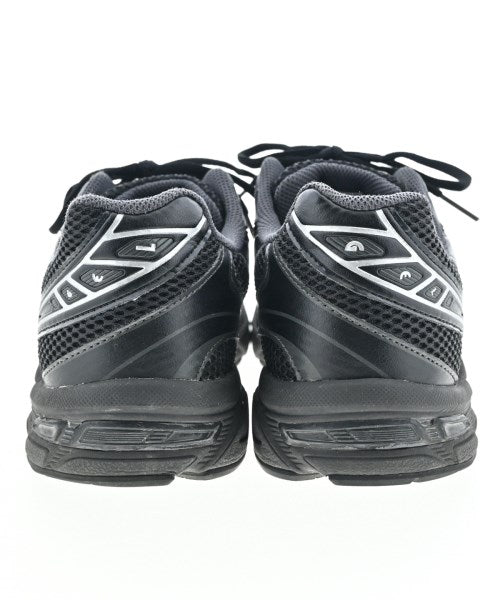 asics รองเท้าผ้าใบ