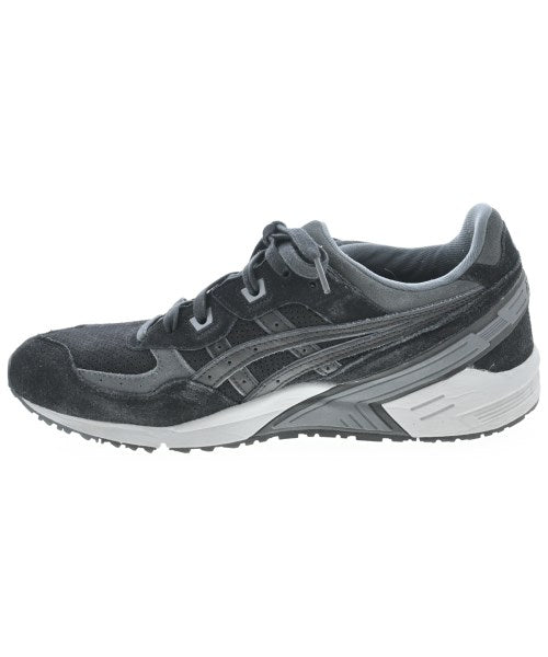 asics รองเท้าผ้าใบ