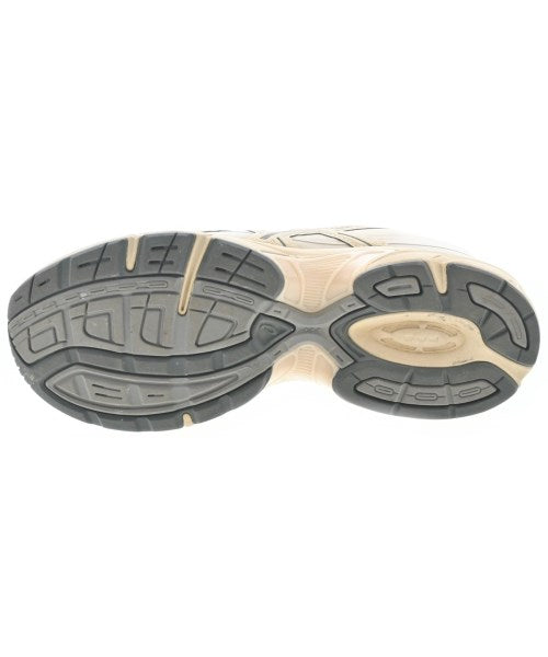 asics รองเท้าผ้าใบ