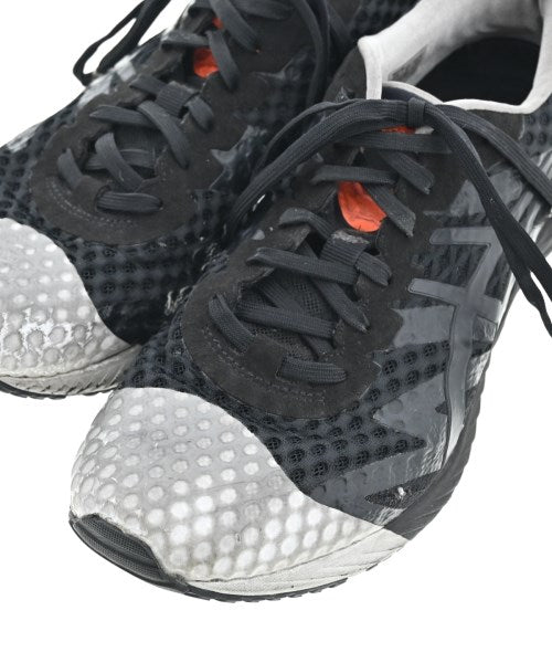 asics รองเท้าผ้าใบ