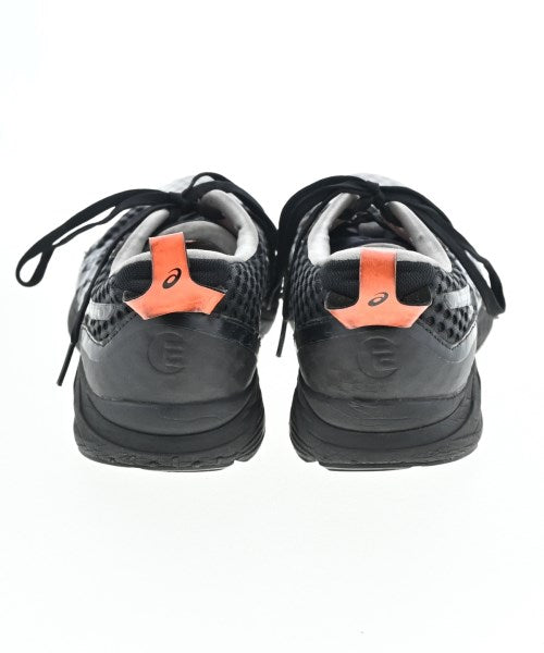 asics รองเท้าผ้าใบ