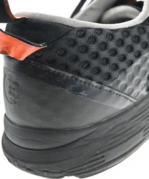 asics รองเท้าผ้าใบ