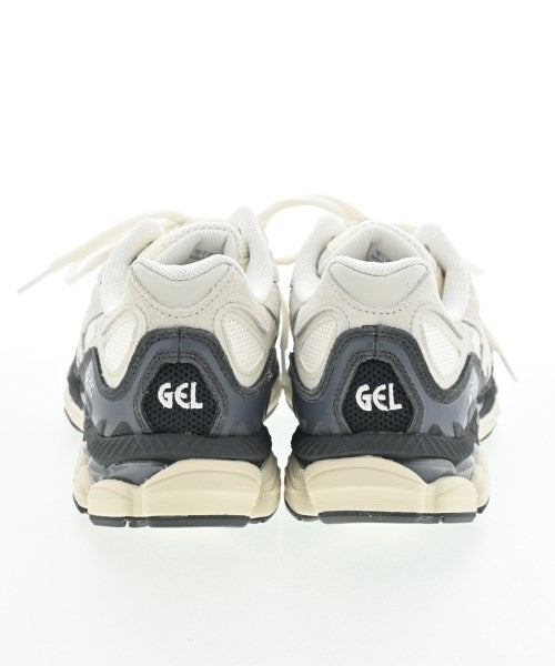 asics รองเท้าผ้าใบ