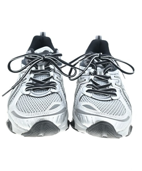 asics รองเท้าผ้าใบ