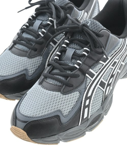asics รองเท้าผ้าใบ