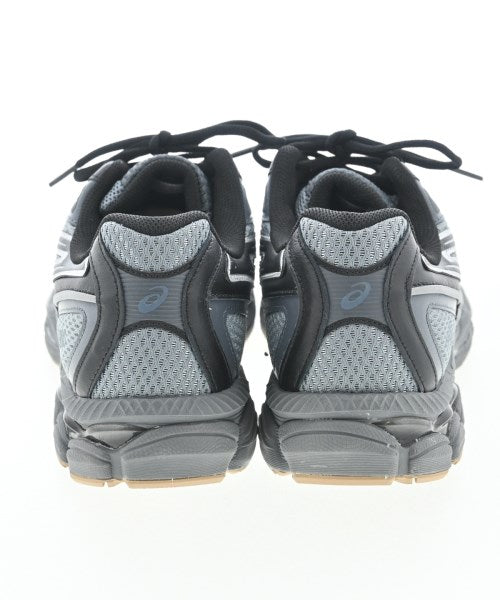 asics รองเท้าผ้าใบ