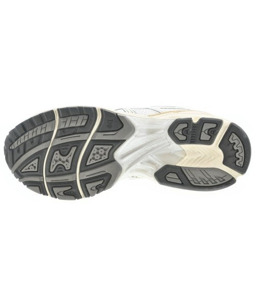 asics รองเท้าผ้าใบ