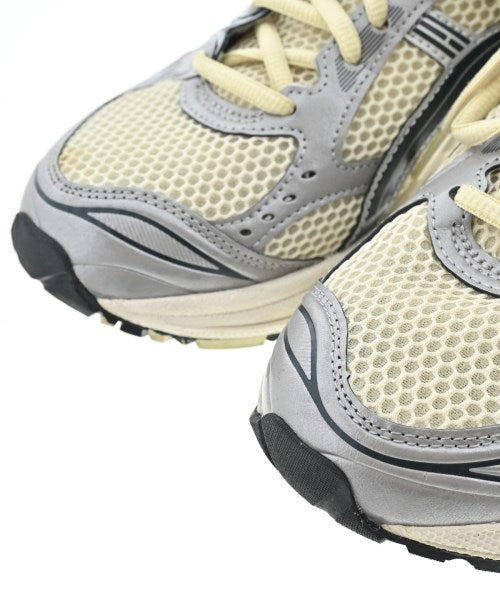 asics รองเท้าผ้าใบ