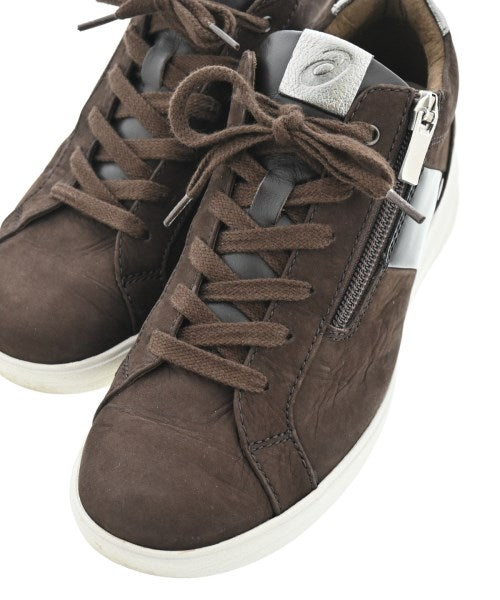 asics รองเท้าผ้าใบ