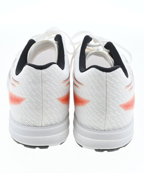 asics รองเท้าผ้าใบ