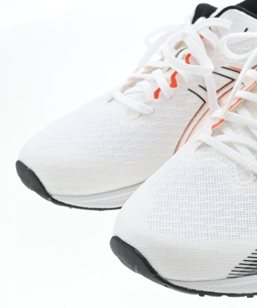 asics รองเท้าผ้าใบ