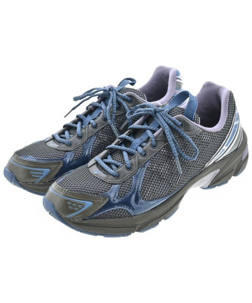 asics รองเท้าผ้าใบ