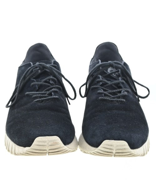 asics รองเท้าผ้าใบ