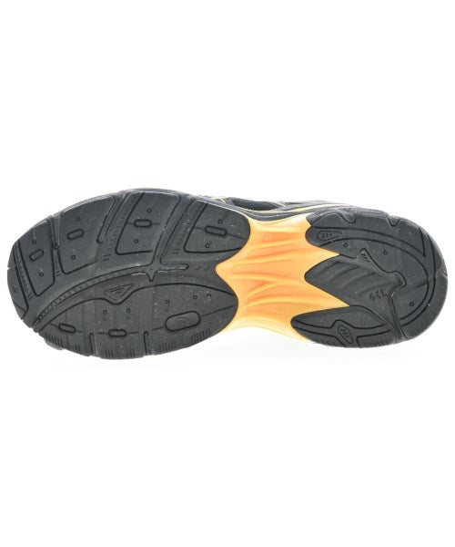 asics รองเท้าผ้าใบ