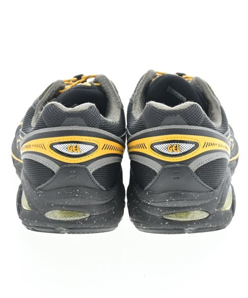 asics รองเท้าผ้าใบ