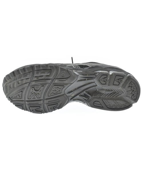 asics รองเท้าผ้าใบ