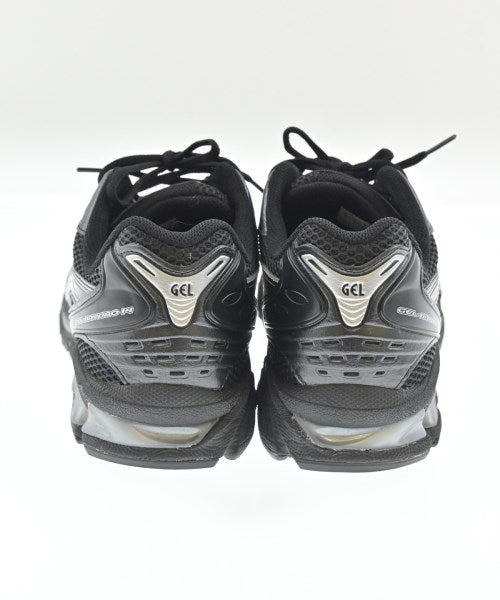 asics รองเท้าผ้าใบ